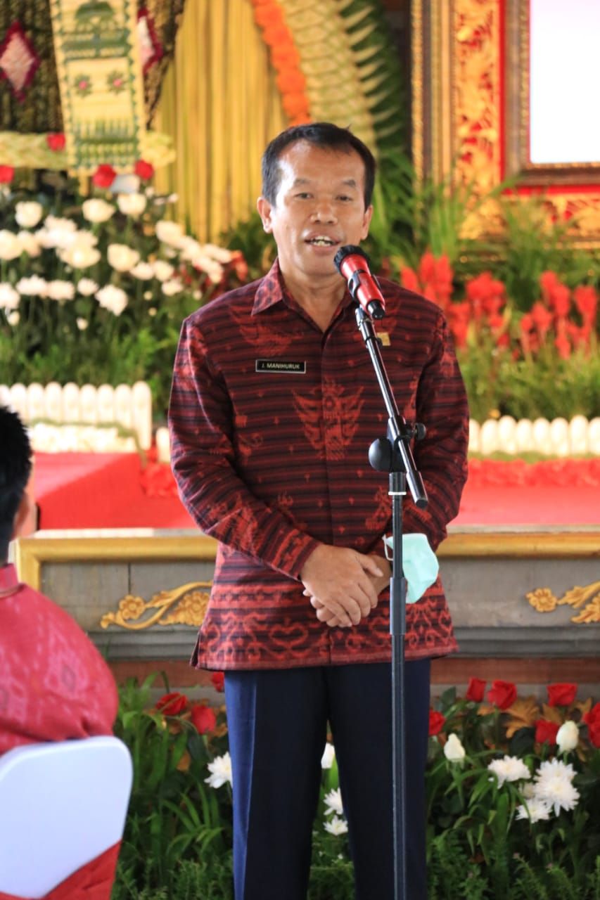 podiumnews.com-Berbagai Pimpinan Instansi Dukung Kebijakan Penggunaan Kain Endek Gubernur Bali